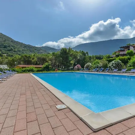 Lägenhet 100 Mt Dal Mare E Piscina Nisporto